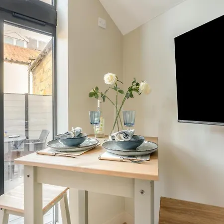 1 Bed In Oc-s37204